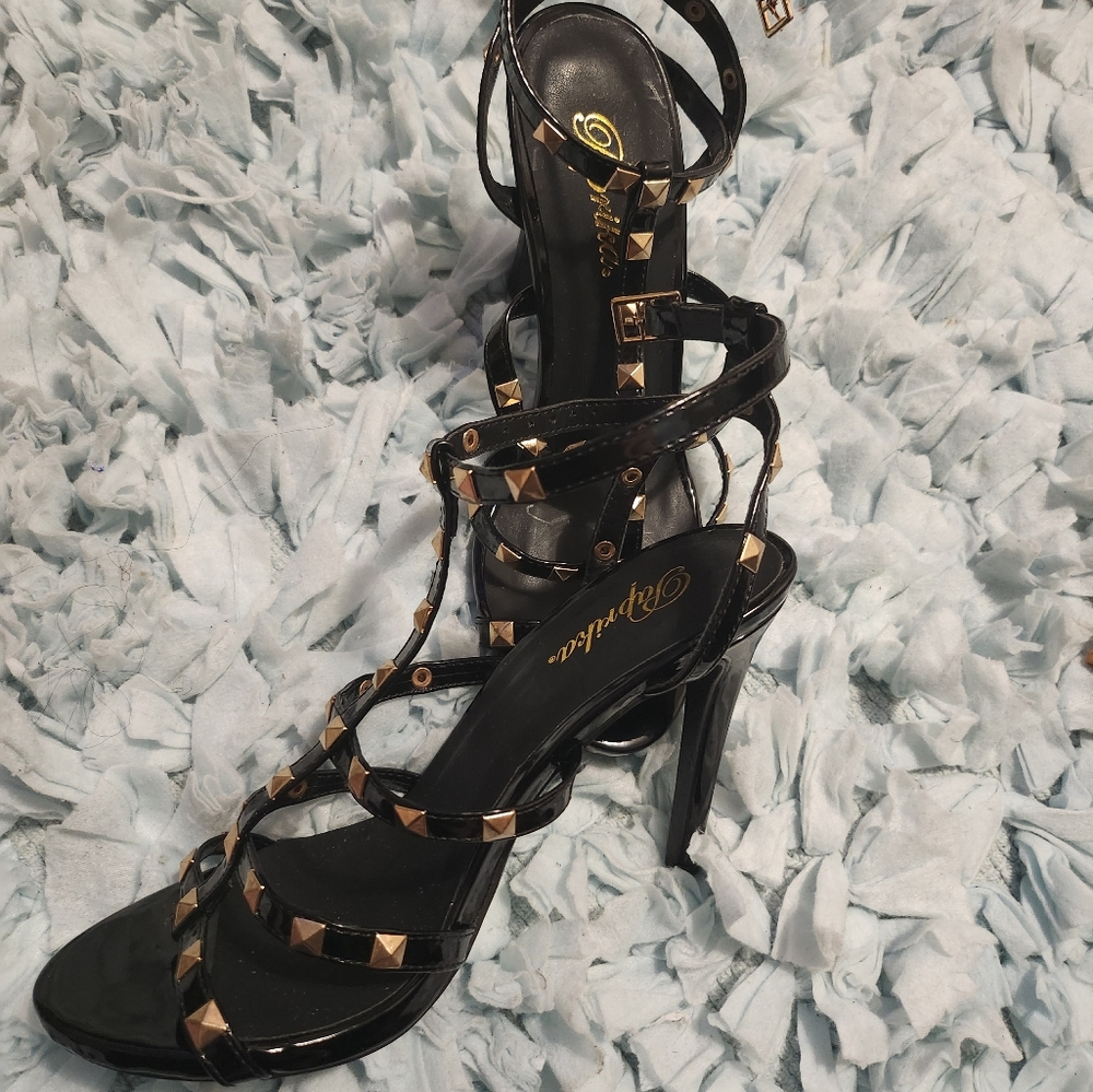 Sexy flirty heels - Picture 2 of 8